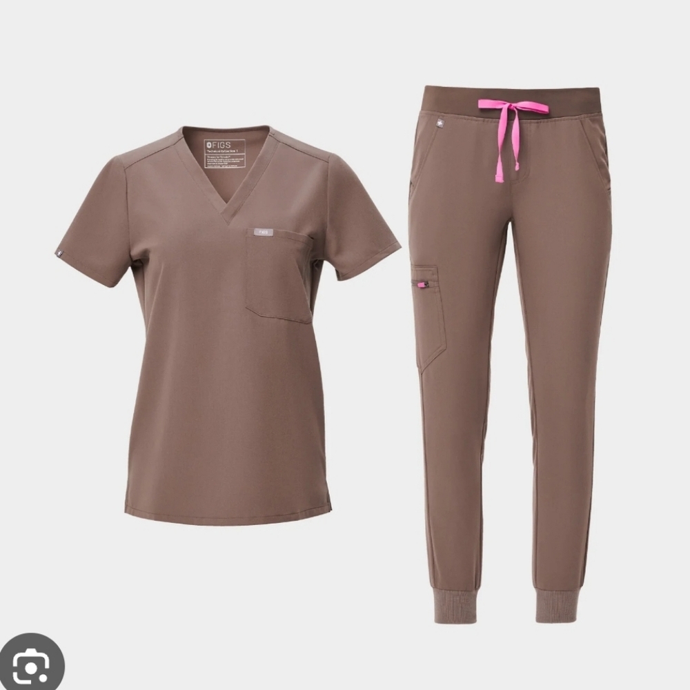 Figs Taupe Set